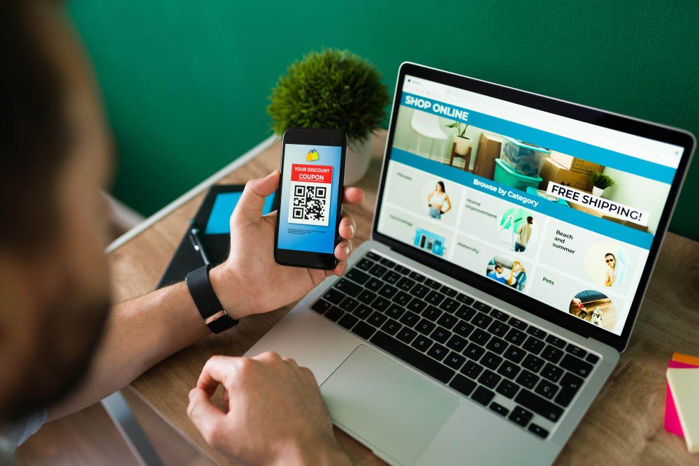 Unpacking the Key E-Commerce Models Destry Henson